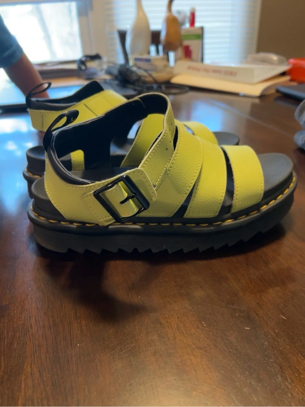 Dr. Martens Blaire Hydro Leather Platform Sandals Lime Green Women’s US 8 EU39